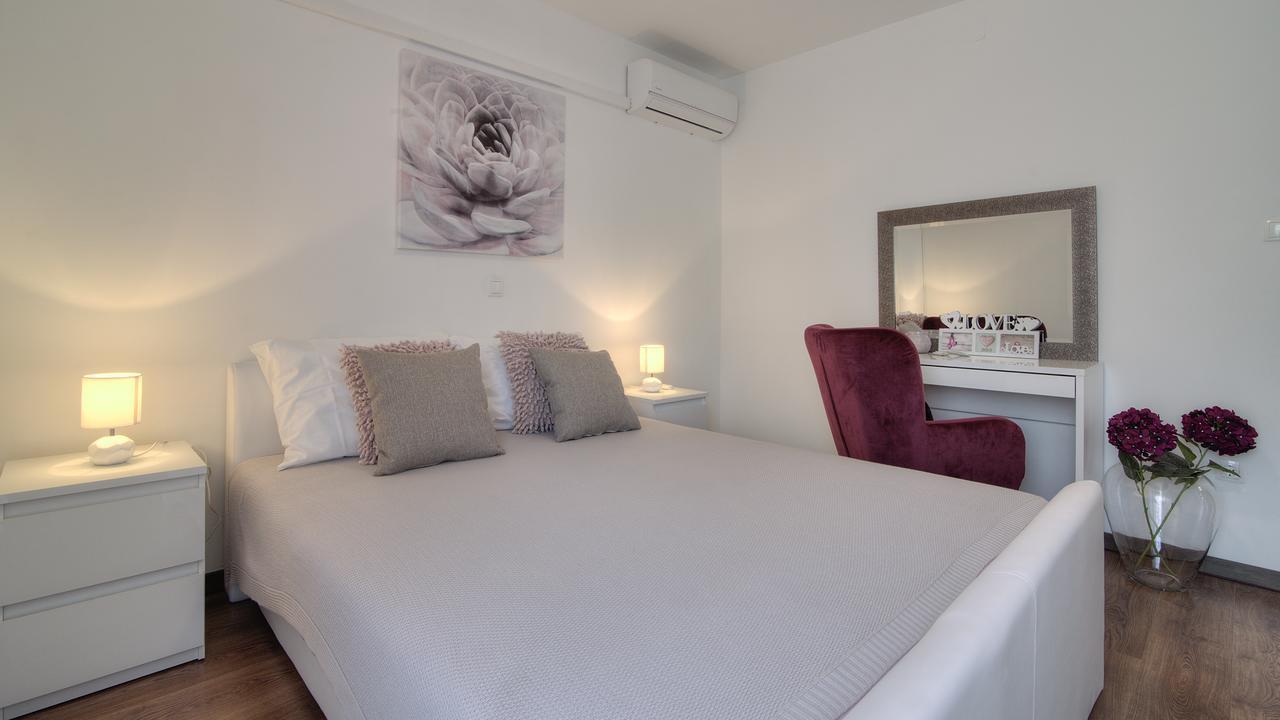 Apartments Lola Senj  Zewnętrze zdjęcie